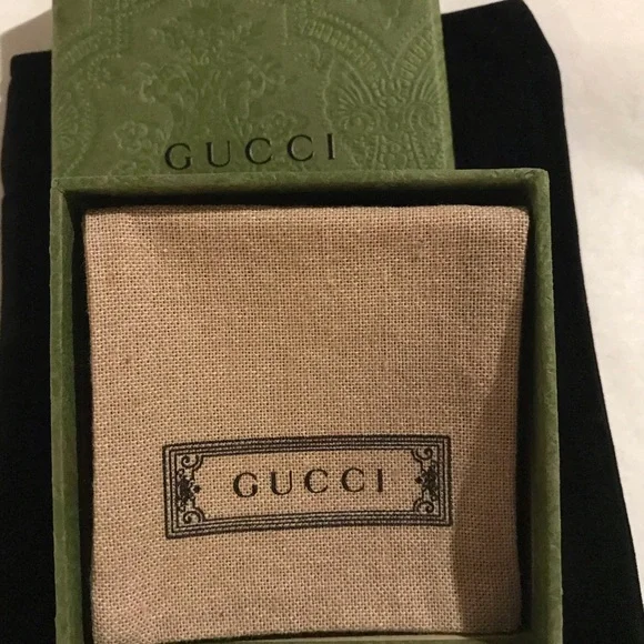 Authentic Gucci Trademark Logo .925 Sterling Silver Round Stud Earrings - Picture 7 of 15